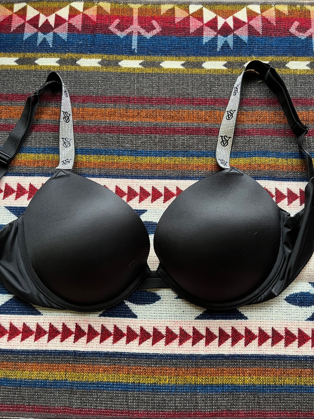 36 D Victoria secret push up bra